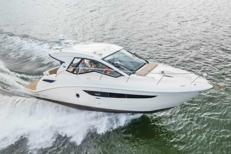 Slide: The Image of Sea Ray Sundancer 350 Coupe 2017 - 7233760