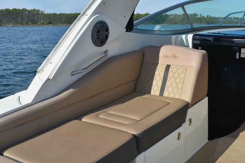 Slide: The Image of Sea Ray Sundancer 310 2016 - 7234315