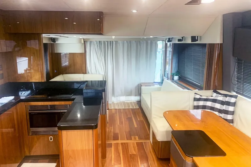 Slide: The Image of Sunseeker Manhattan 65 2016 - 7390125