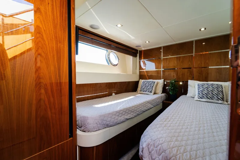 Slide: The Image of Sunseeker Manhattan 65 2016 - 6947459