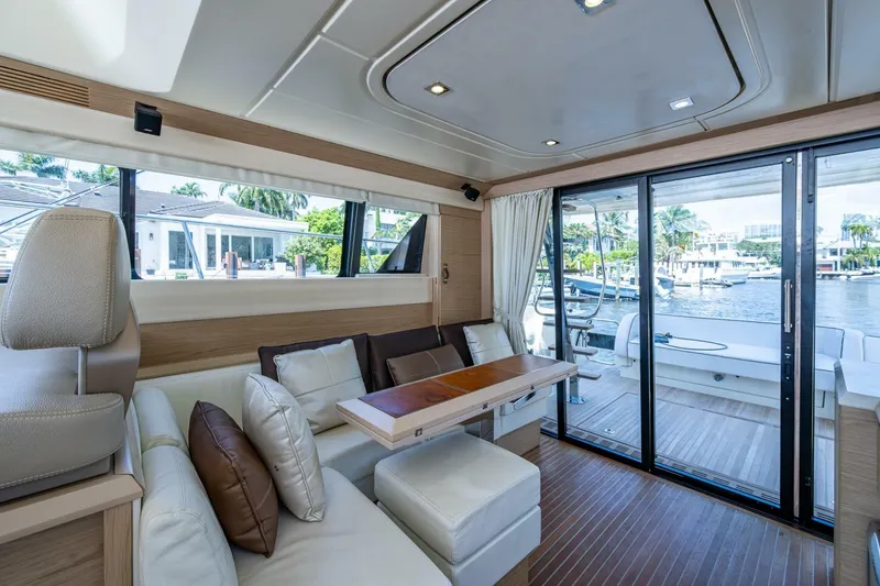 Slide: The Image of Beneteau Monte Carlo 4 2015 - 7234612