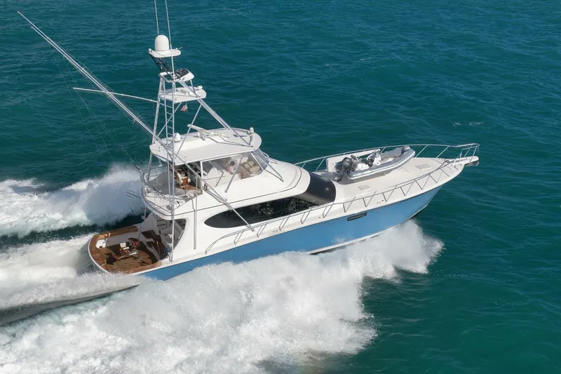 Slide: The Image of Hatteras GT70 2015 - 7234617