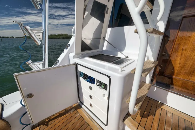 Slide: The Image of Hatteras GT70 2015 - 7234674