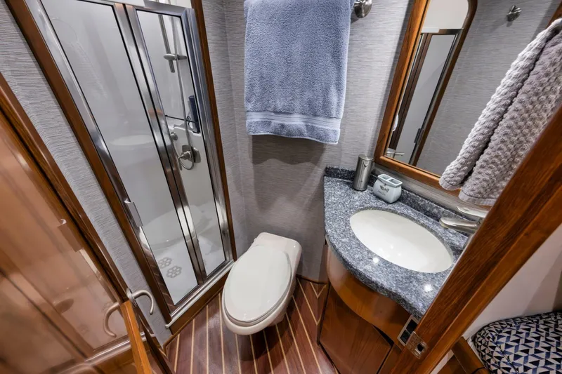 Slide: The Image of Viking 70 Convertible 2015 - 7390602