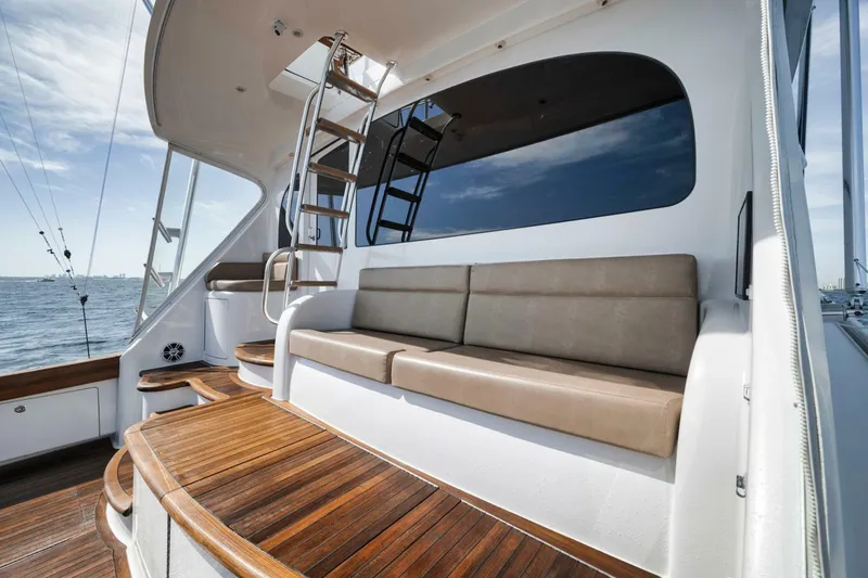 Slide: The Image of Viking 70 Convertible 2015 - 6947693
