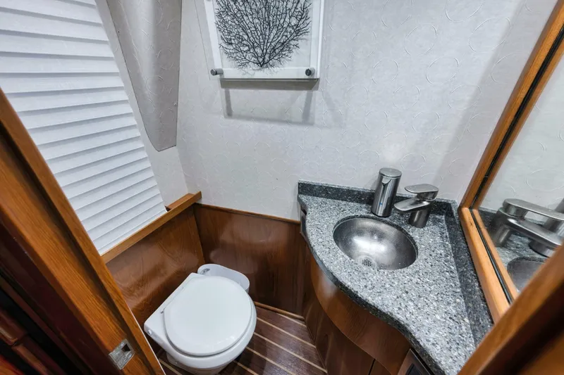 Slide: The Image of Viking 70 Convertible 2015 - 6947718