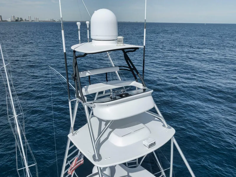 Slide: The Image of Viking 70 Convertible 2015 - 6947830