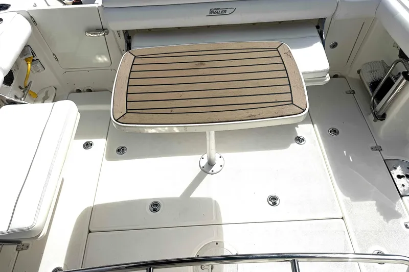 Slide: The Image of Boston Whaler 350 Outrage 2014 - 6947843