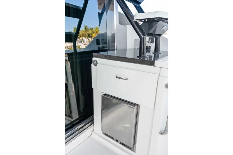 Slide: The Image of Sea Ray 510 Fly 2014 - 7235281