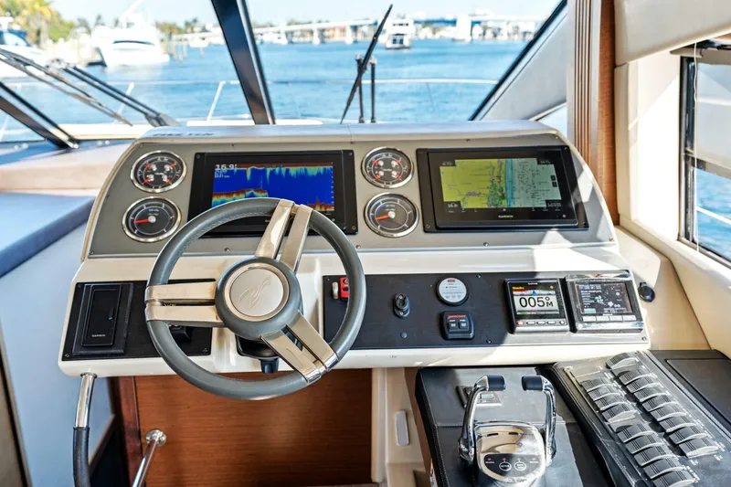 Slide: The Image of Sea Ray 510 Fly 2014 - 7235374