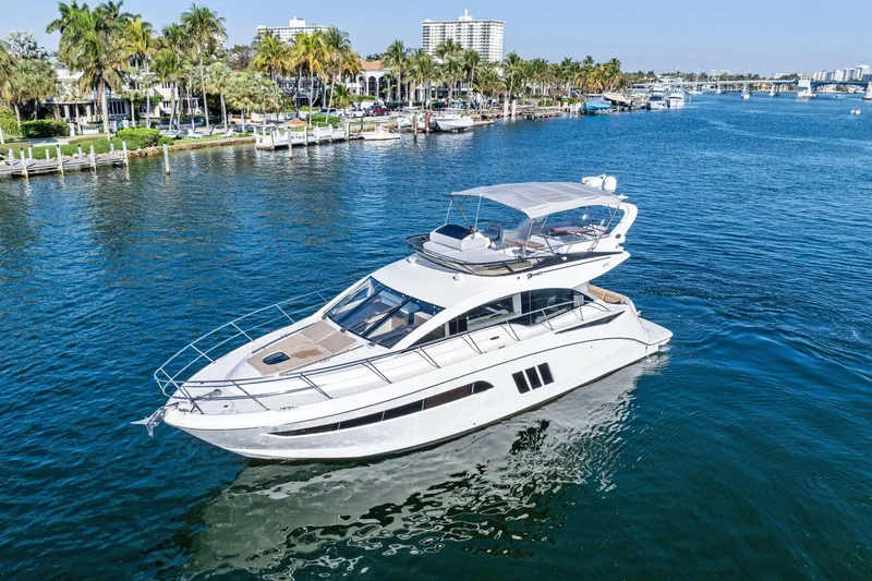 Slide: The Image of Sea Ray 510 Fly 2014 - 6948073