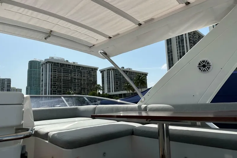 Slide: The Image of Azimut Fly 53 2013 - 6948179