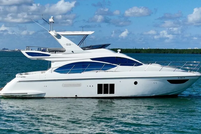 Slide: The Image of Azimut Fly 53 2013 - 6948034