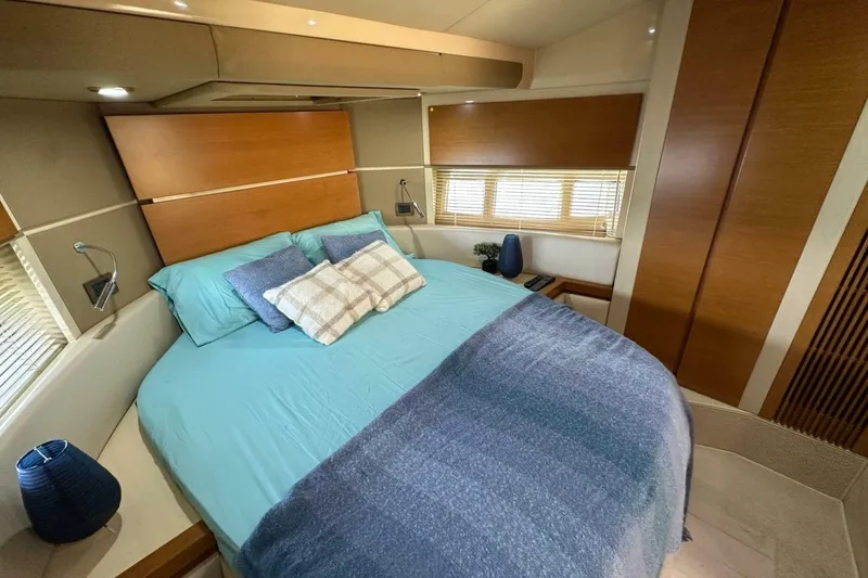 Slide: The Image of Azimut Fly 53 2013 - 6948234