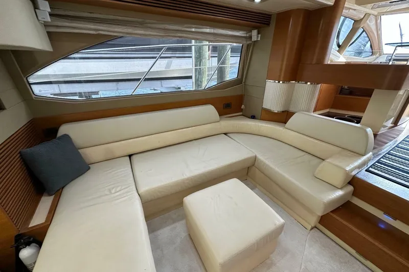 Slide: The Image of Azimut Fly 53 2013 - 7235282