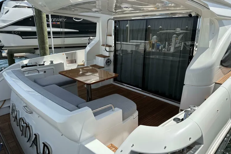 Slide: The Image of Azimut Fly 53 2013 - 7235351
