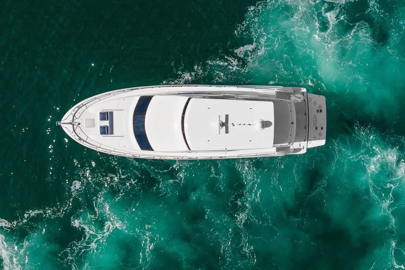 Slide: The Image of Hatteras 60 Motor Yacht 2013 - 6948138