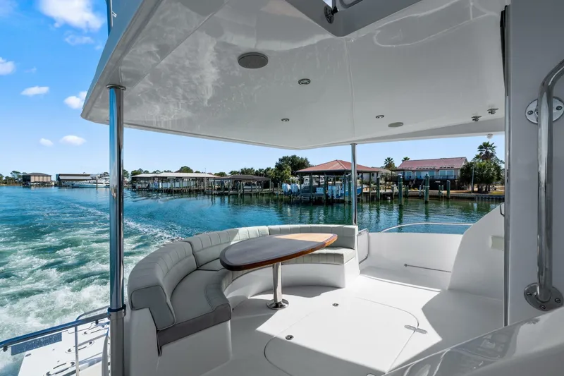 Slide: The Image of Hatteras 60 Motor Yacht 2013 - 6948436