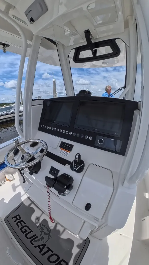 Slide: The Image of Regulator Marine 28 2025 - 6898491