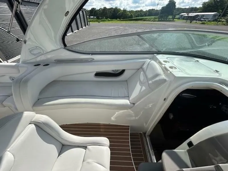 Slide: The Image of Rinker 290 Express Cruiser 2013 - 6948361