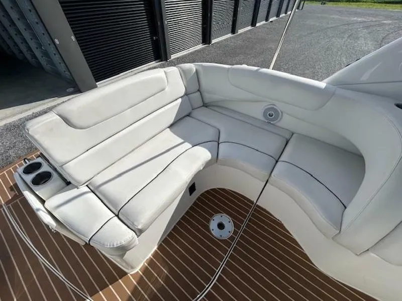 Slide: The Image of Rinker 290 Express Cruiser 2013 - 7390872