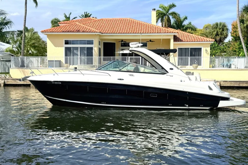 Slide: The Image of Sea Ray 370 Venture 2013 - 7235536