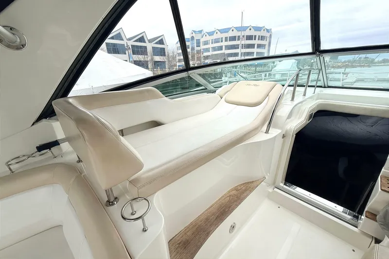 Slide: The Image of Sea Ray Sundancer 350 2013 - 7235607