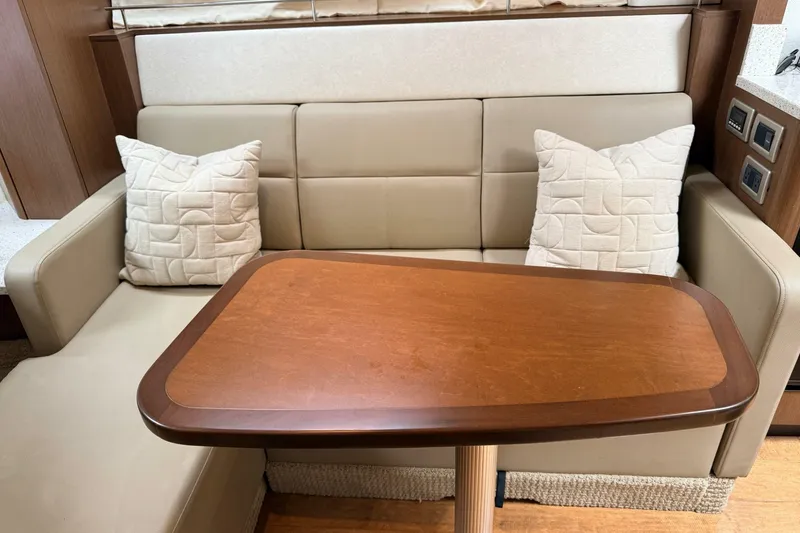 Slide: The Image of Sea Ray Sundancer 350 2013 - 7235651