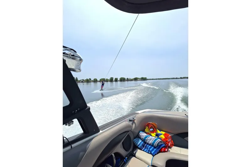 Slide: The Image of Malibu Wakesetter 247 LSV 2012 - 6948703