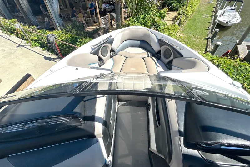 Slide: The Image of Malibu Wakesetter 247 LSV 2012 - 6948723