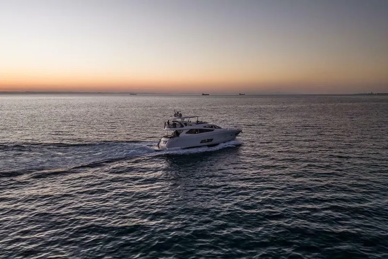 Slide: The Image of Sunseeker Manhattan 73 2012 - 7247232