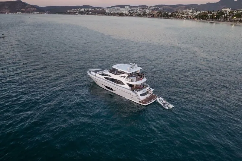 Slide: The Image of Sunseeker Manhattan 73 2012 - 7247224