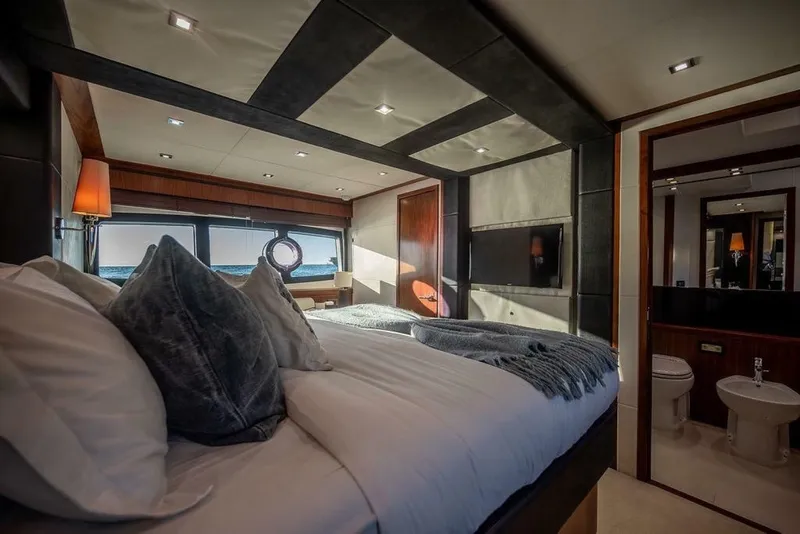 Slide: The Image of Sunseeker Manhattan 73 2012 - 7248003