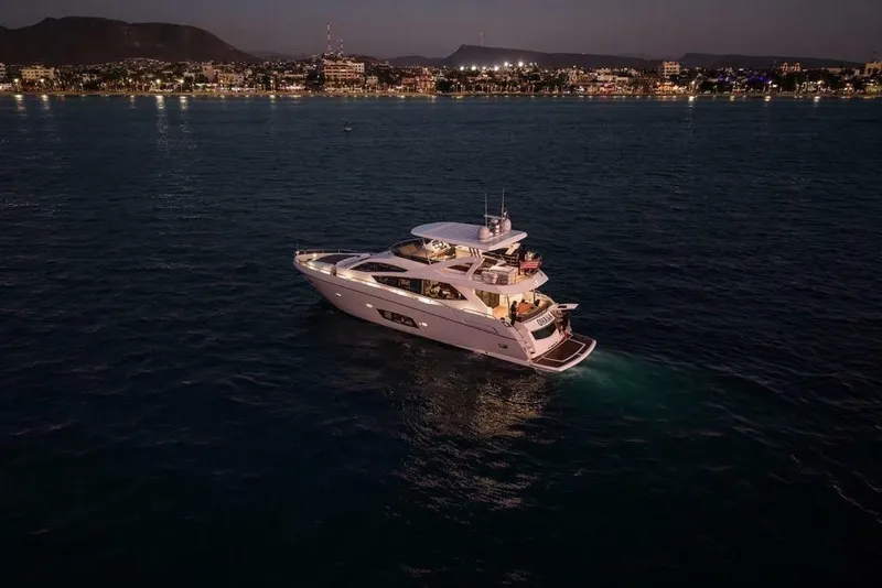 Slide: The Image of Sunseeker Manhattan 73 2012 - 7247397