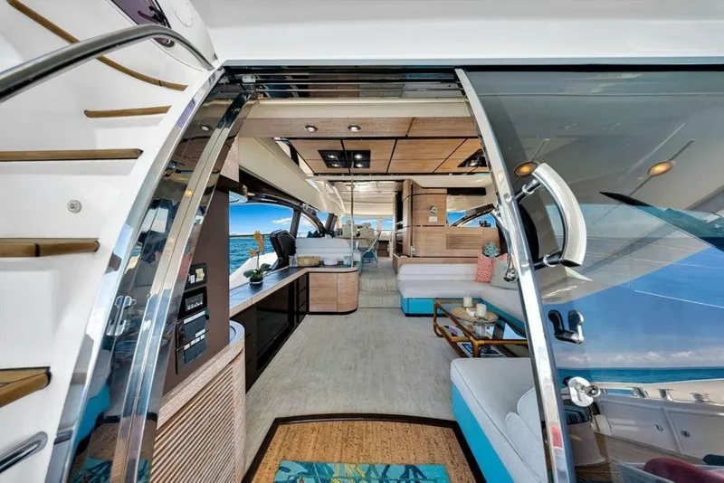 Slide: The Image of Azimut 70 2011 - 6949158