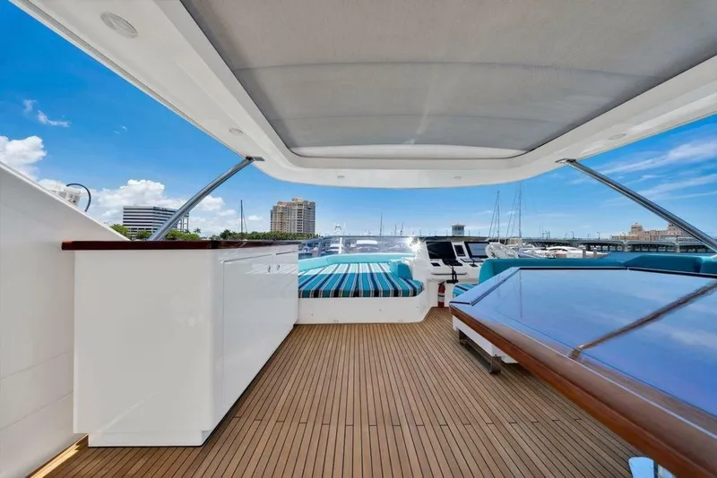 Slide: The Image of Azimut 70 2011 - 6949215
