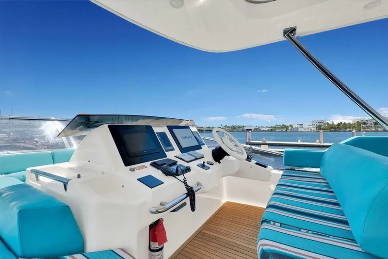 Slide: The Image of Azimut 70 2011 - 7236260