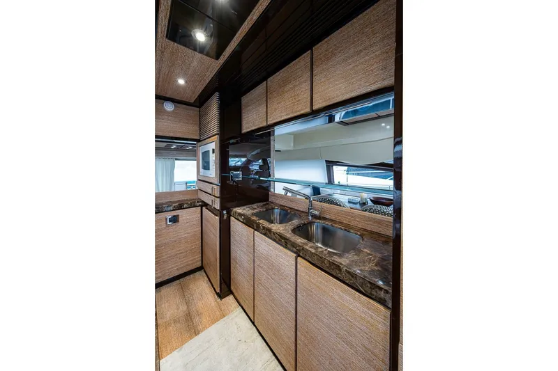 Slide: The Image of Azimut 70 2011 - 6948998