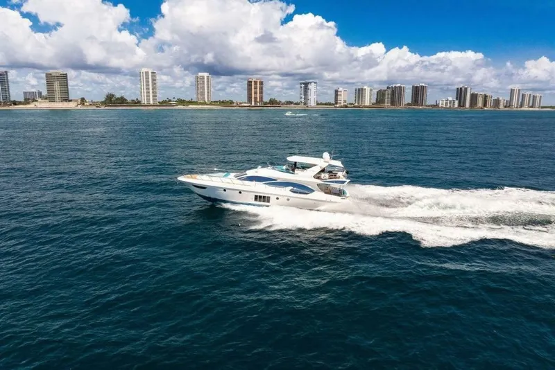 Slide: The Image of Azimut 70 2011 - 7236322