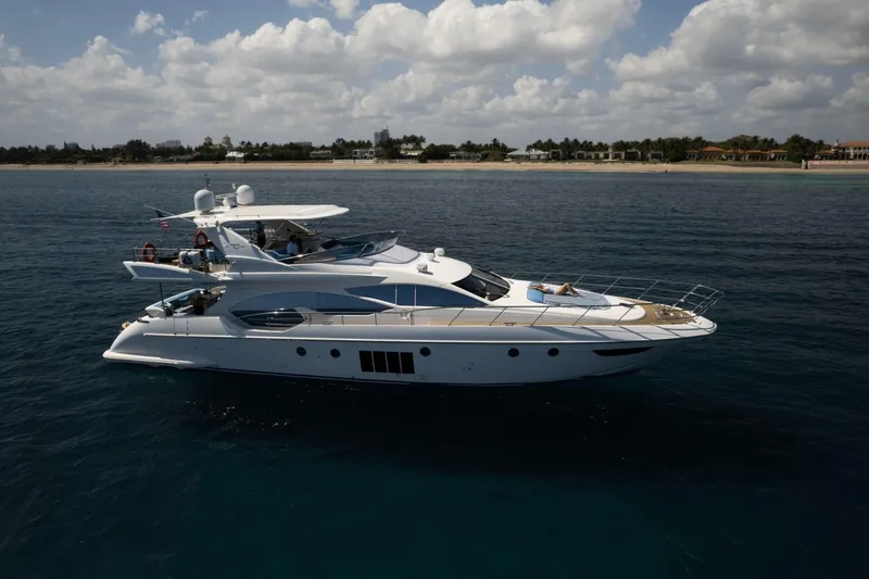 Slide: The Image of Azimut 70 2011 - 7235966