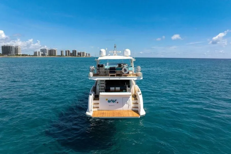 Slide: The Image of Azimut 70 2011 - 6949222