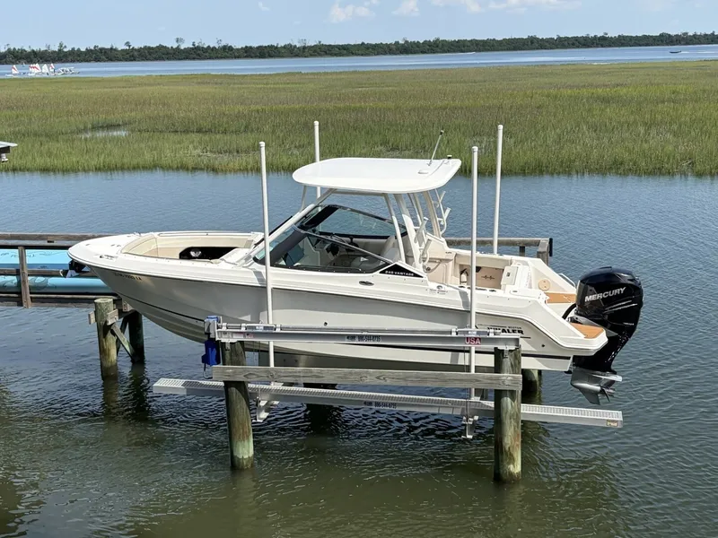 The Image of Boston Whaler 240 Vantage 2022 - 6899645