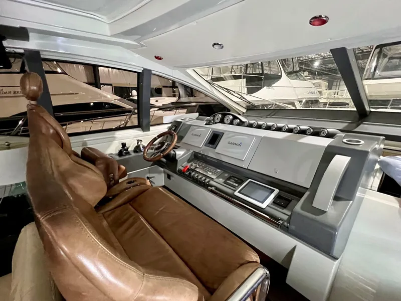Slide: The Image of Azimut 62S 2010 - 6949416