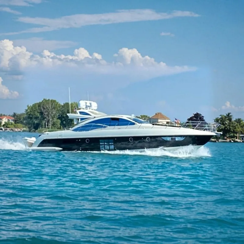 The Image of Azimut 62S 2010 - 7535707