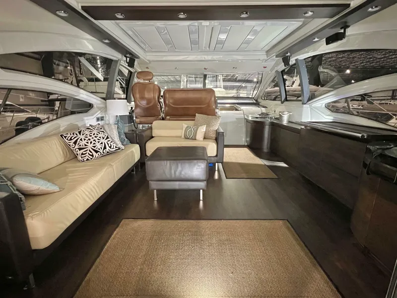 Slide: The Image of Azimut 62S 2010 - 7236423