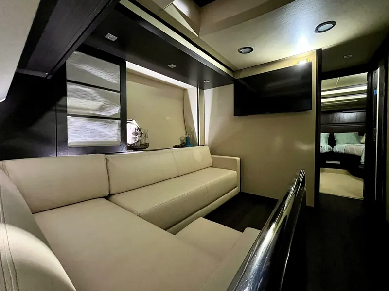 Slide: The Image of Azimut 62S 2010 - 6949427