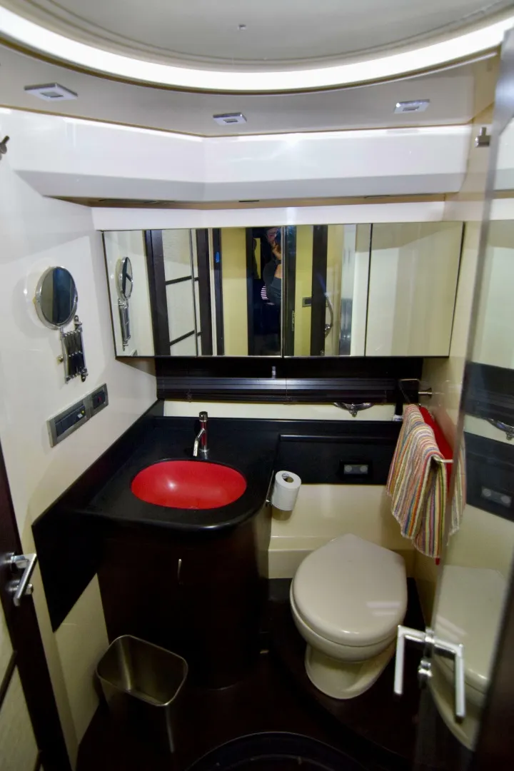 Slide: The Image of Azimut 62S 2010 - 6949502