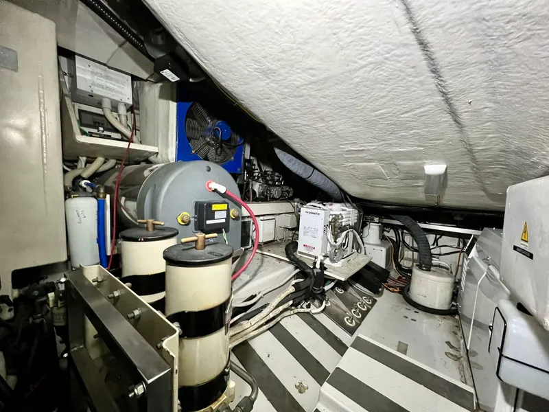 Slide: The Image of Azimut 62S 2010 - 6949544