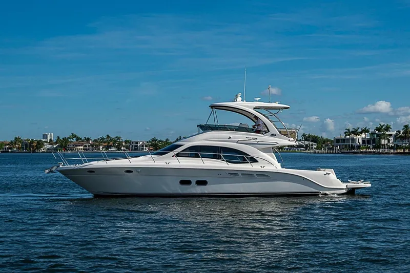 Slide: The Image of Sea Ray 520 Sedan Bridge 2010 - 7541149