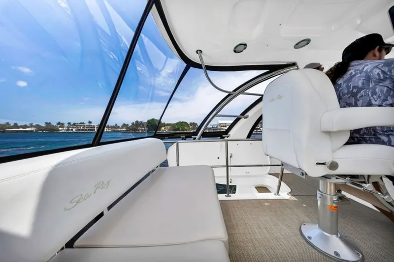 Slide: The Image of Sea Ray 52 Sedan Bridge 2010 - 7749137